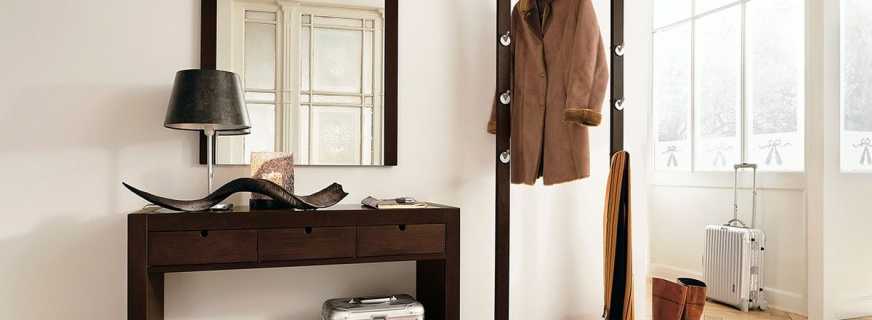 Règles pour placer un miroir dans le couloir, conseils pour choisir et concevoir