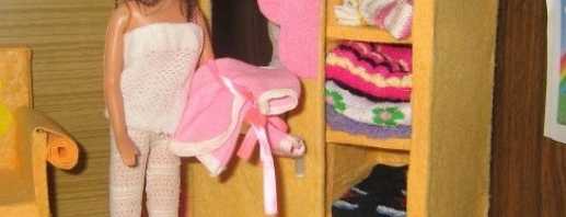 Faire un meuble pour Barbie, comment le faire soi-même
