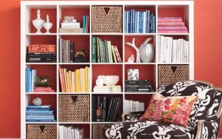 Overview of models of cabinets for books and shelves, and their features