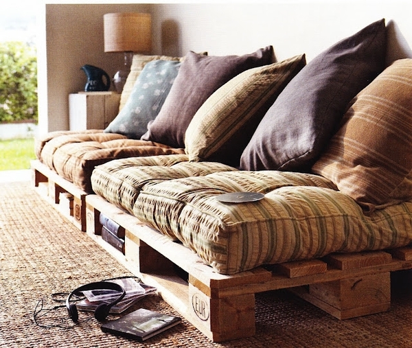 What furniture from pallets looks like