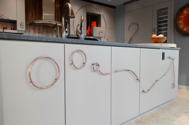 Modern handle rings in the kitchen
