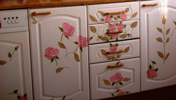 How to paint Provence lockers