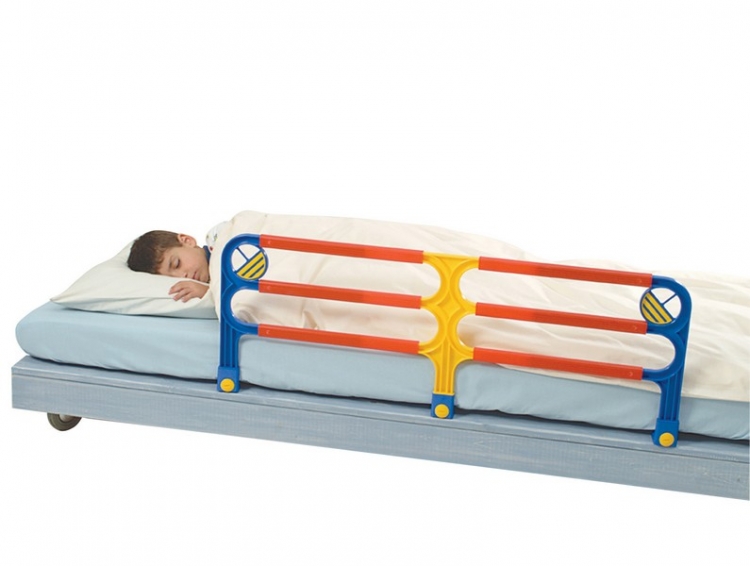 Drop barrier for bed