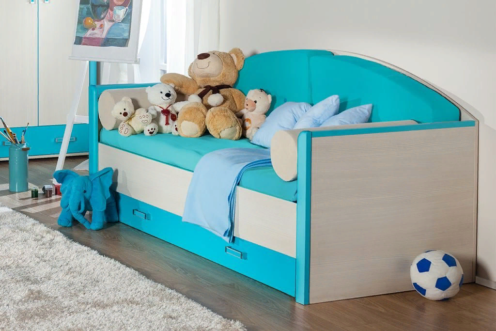 Turquoise sofa in the nursery